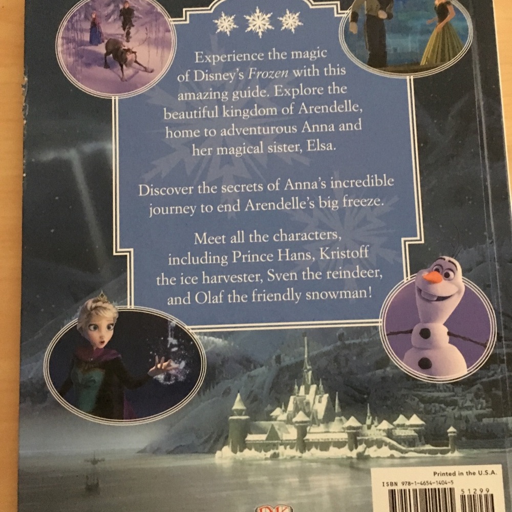 Disney Essential Frozen Guide Book - Picture 7 of 8